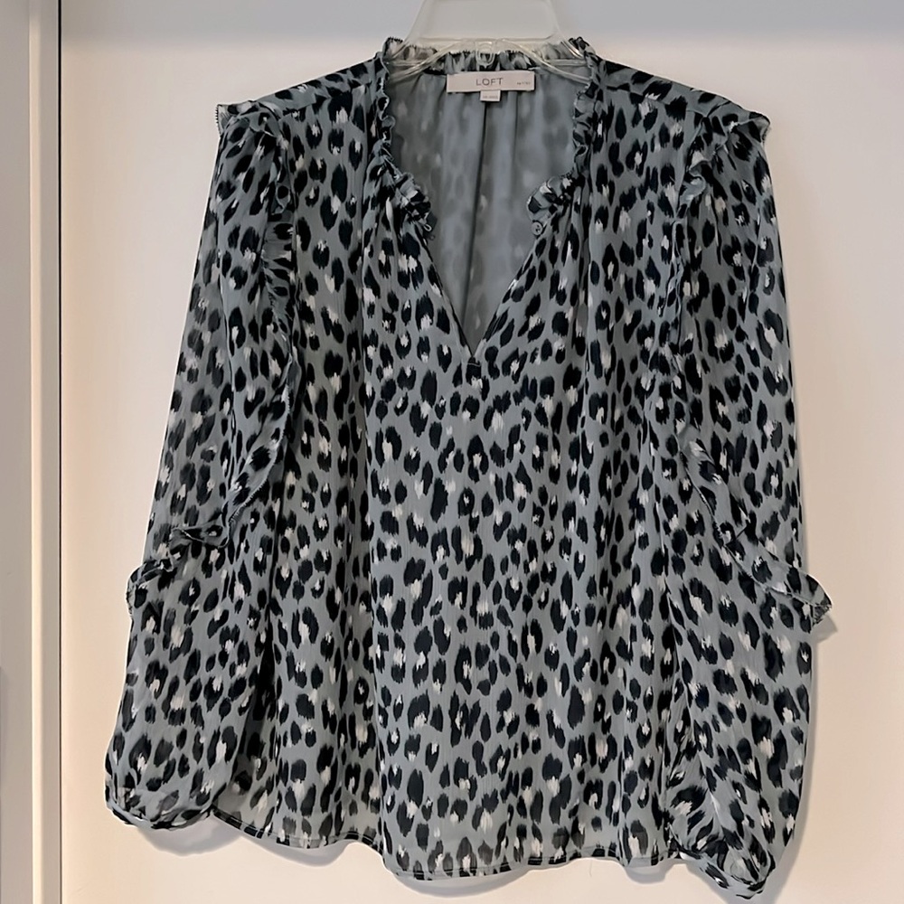 Loft Petites Leopard Print Ruffle Sleeve Blouse Large